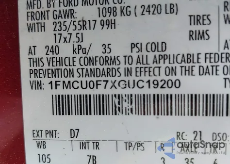 2016 Ford Escape S z USA, uszkodzony, nr VIN 1FMCU0F7XGUC19200